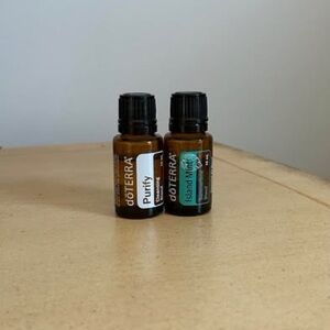 Doterra Amber Glass Essential Oil Bottle with Black Cap